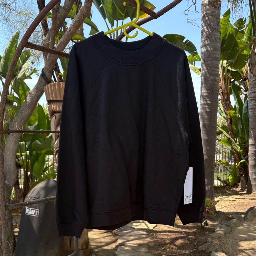 ALO Yoga Black Crewneck Sweatshirt size L